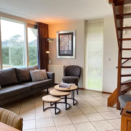 Previnaireweg 20 Holiday home *